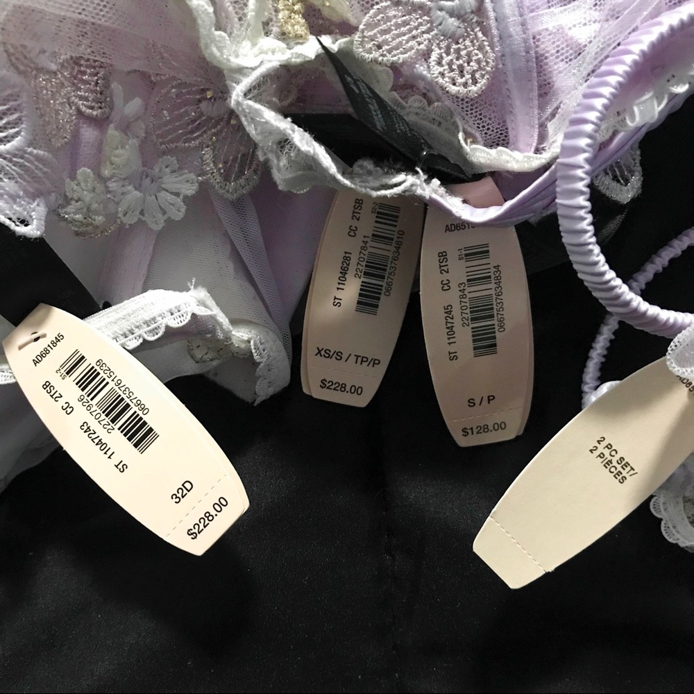 Victorias Secret ‘Designer Collection’ Fairytale Set, NWT - Picture 12 of 12